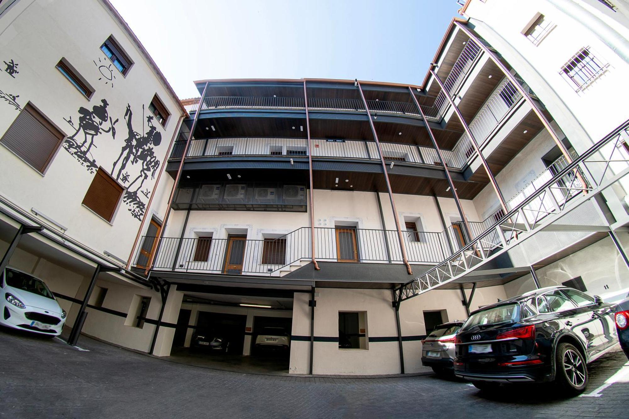 Cervantes 5 Collection - Greco Aparcamiento En El Edificio Toledo Exterior foto